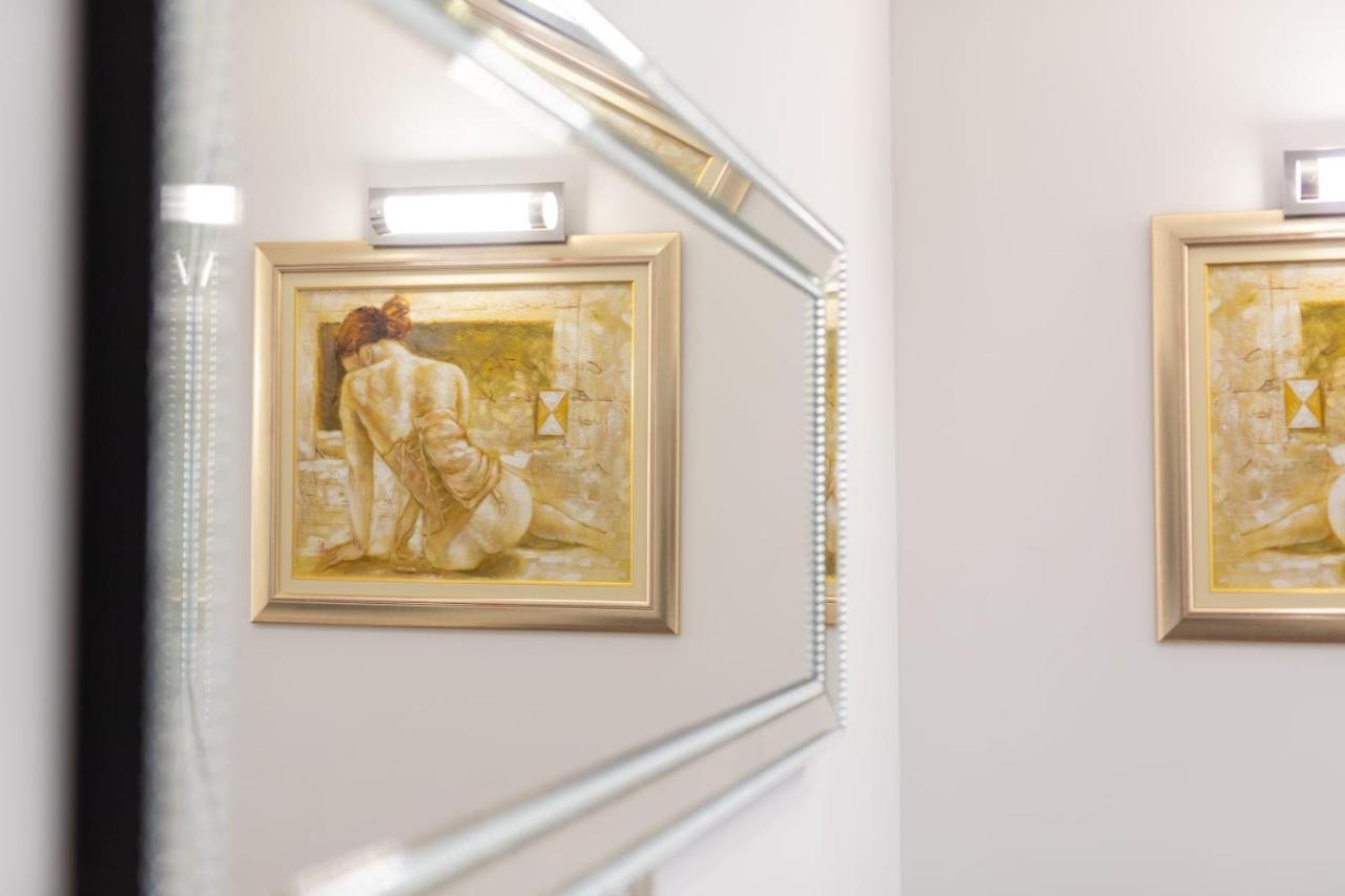 Lux Apartment Ema Kaštela Buitenkant foto